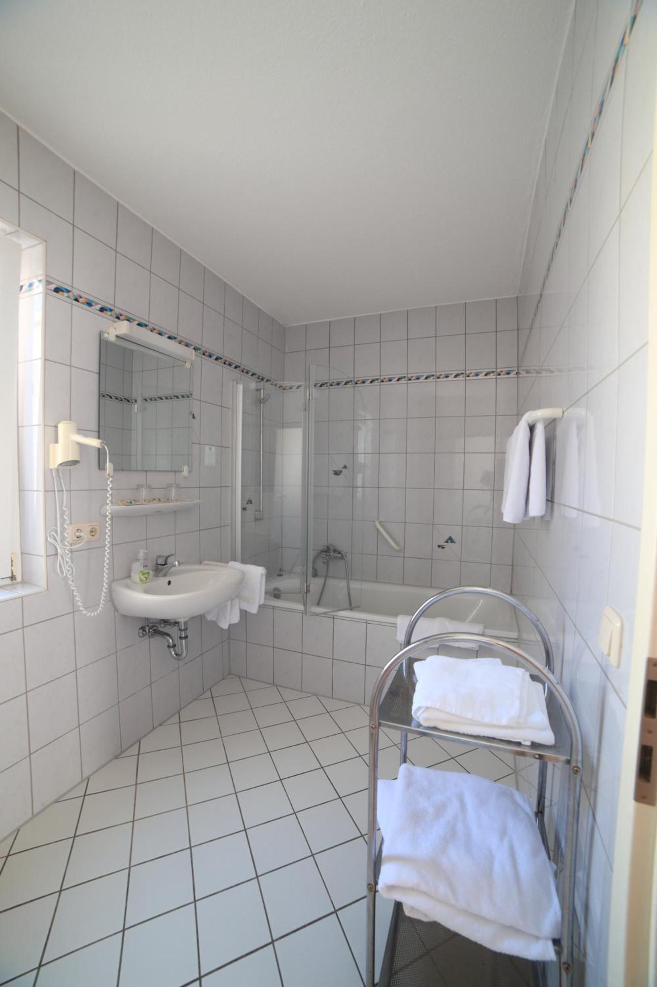 Cafe Am Donautor Hotel Kelheim Kültér fotó